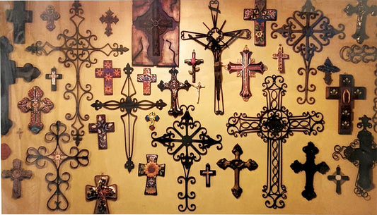 Katrina Leigh Chosen To Hang